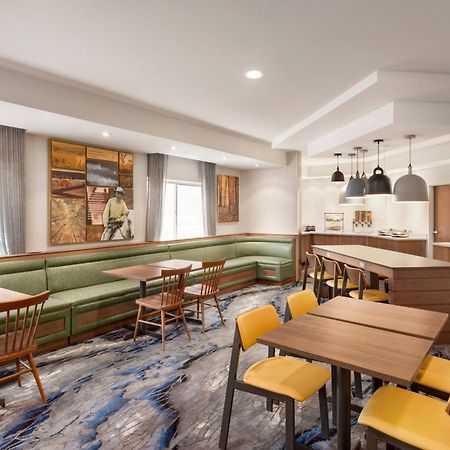 Fairfield Inn Erie Millcreek Mall Esterno foto