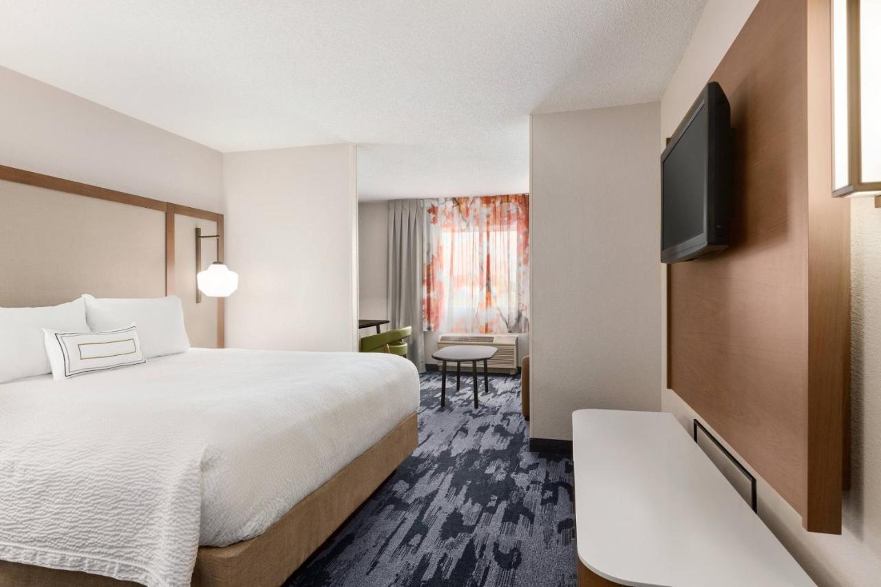 Fairfield Inn Erie Millcreek Mall Esterno foto