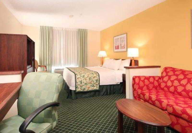 Fairfield Inn Erie Millcreek Mall Esterno foto