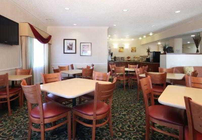 Fairfield Inn Erie Millcreek Mall Esterno foto